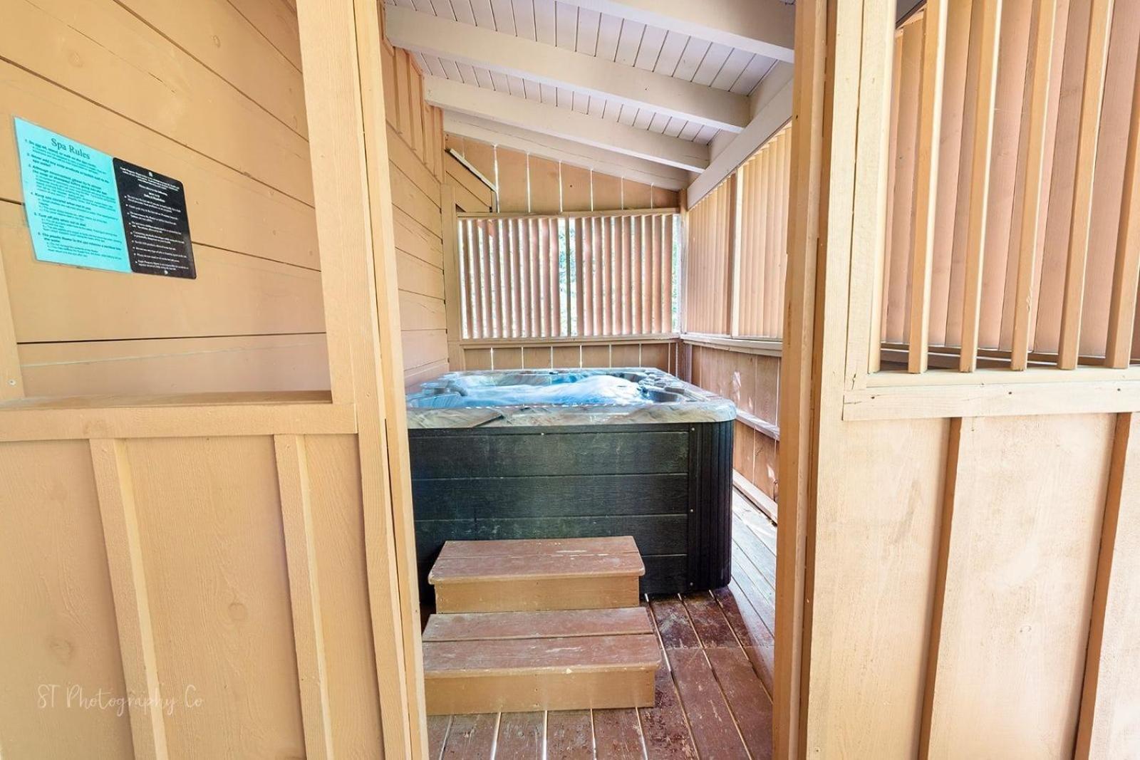 Karen's Cabin cabin Pigeon Forge Bagian luar foto
