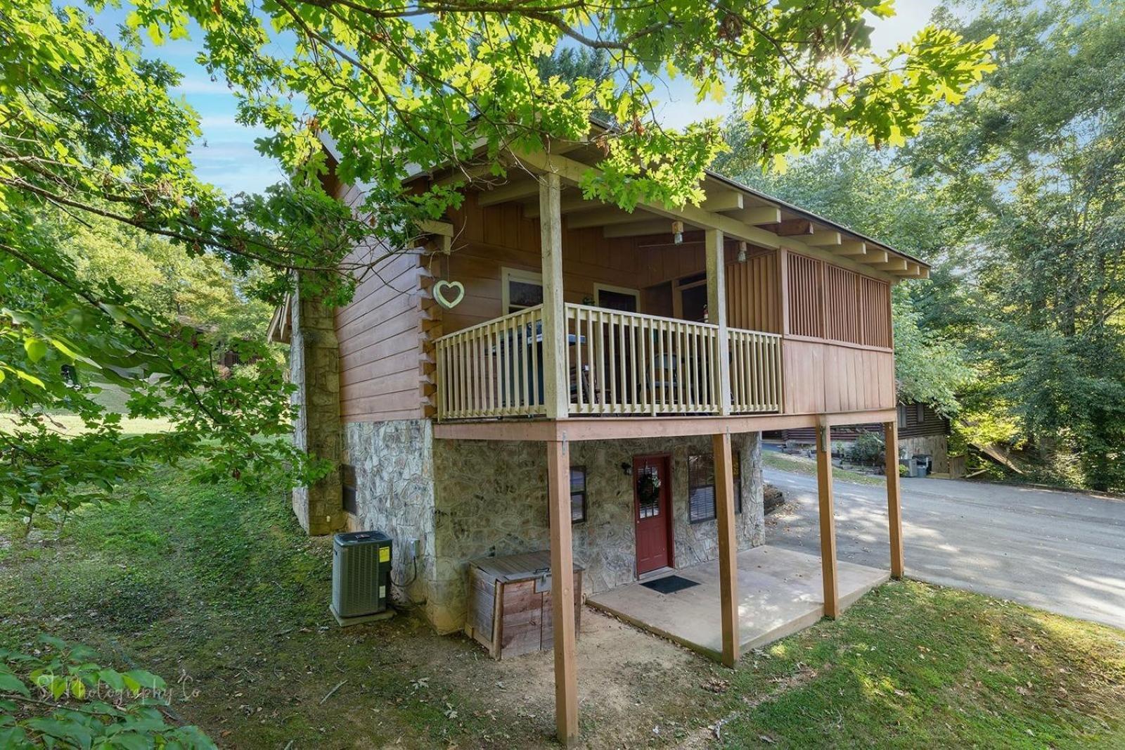 Karen's Cabin cabin Pigeon Forge Bagian luar foto