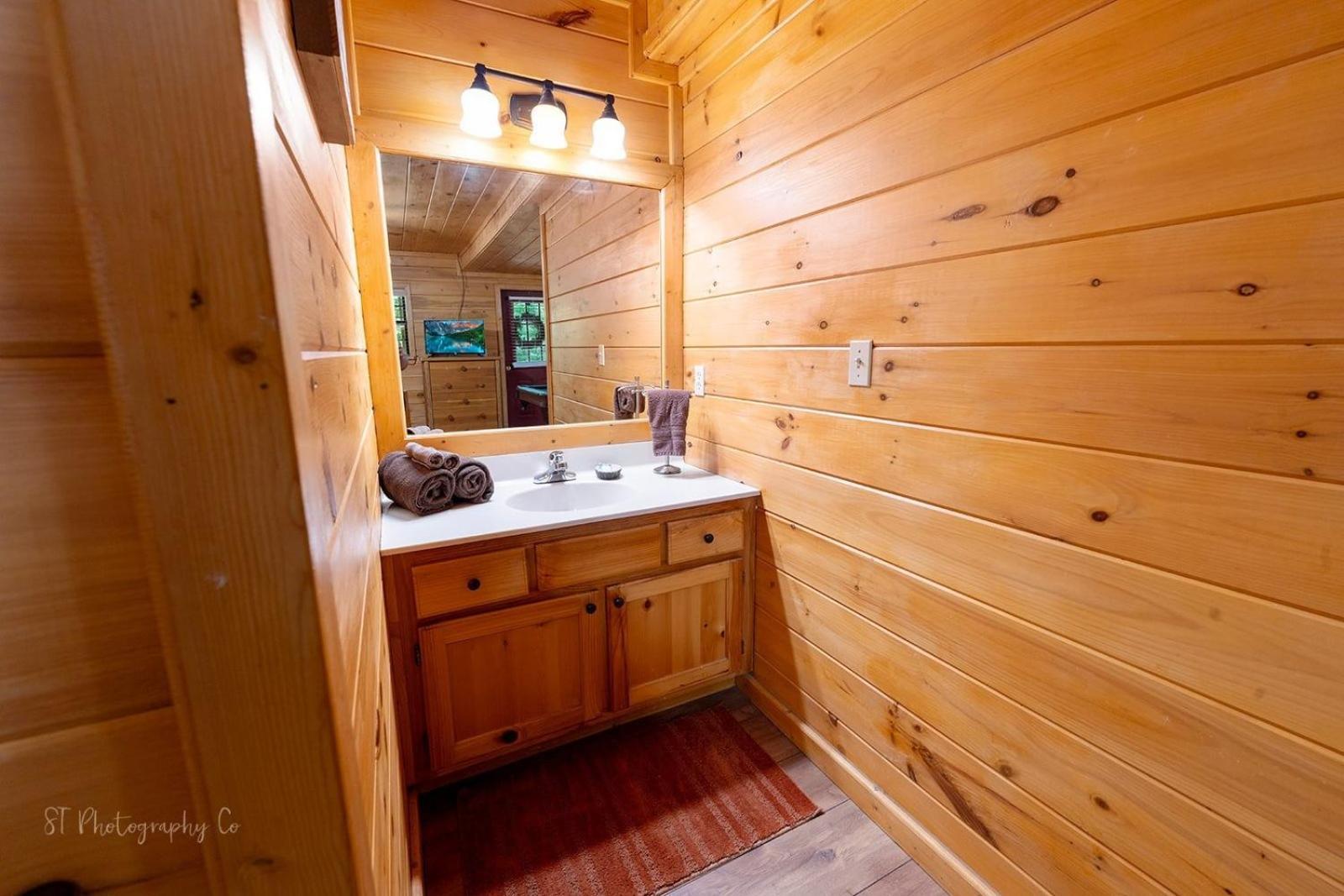 Karen's Cabin cabin Pigeon Forge Bagian luar foto