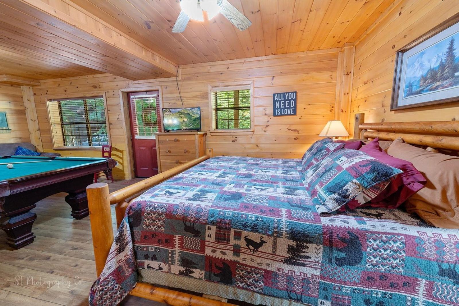 Karen's Cabin cabin Pigeon Forge Bagian luar foto