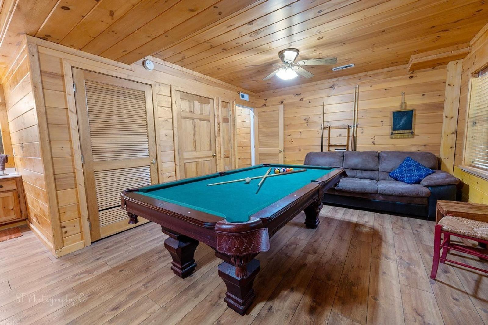 Karen's Cabin cabin Pigeon Forge Bagian luar foto